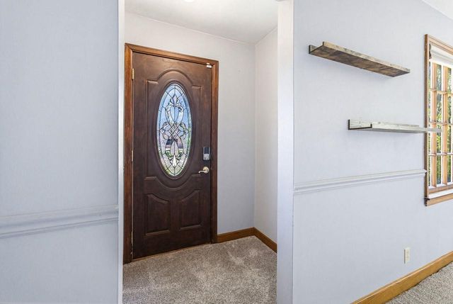 W226N3045 Duplainvlle ROAD, Waukesha, WI 53186