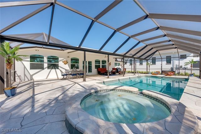 1410 Curlew AVE, Naples, FL 34102