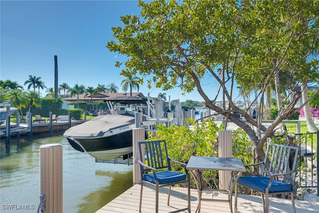 1410 Curlew AVE, Naples, FL 34102