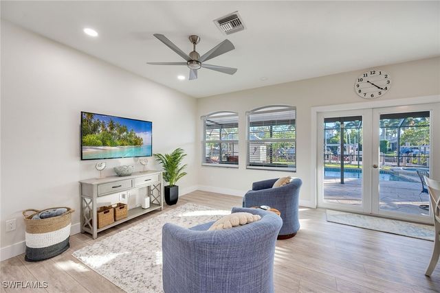 1410 Curlew AVE, Naples, FL 34102