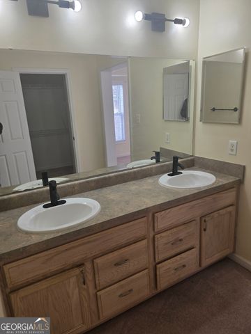 5417 Stratford Hills Drive, Macon, GA 31220