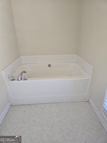 5417 Stratford Hills Drive, Macon, GA 31220