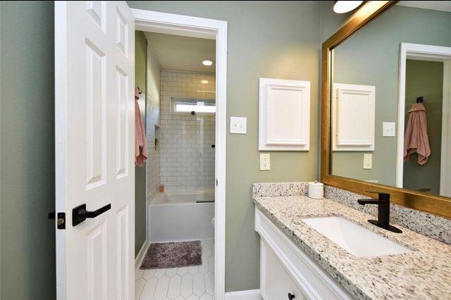 2007 Bailey Street, Houston, TX 77006