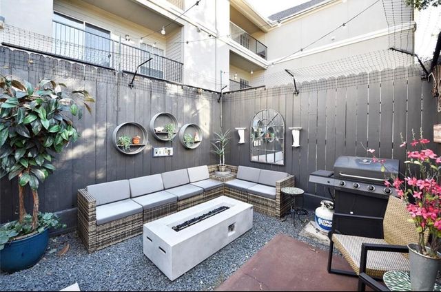 2007 Bailey Street, Houston, TX 77006