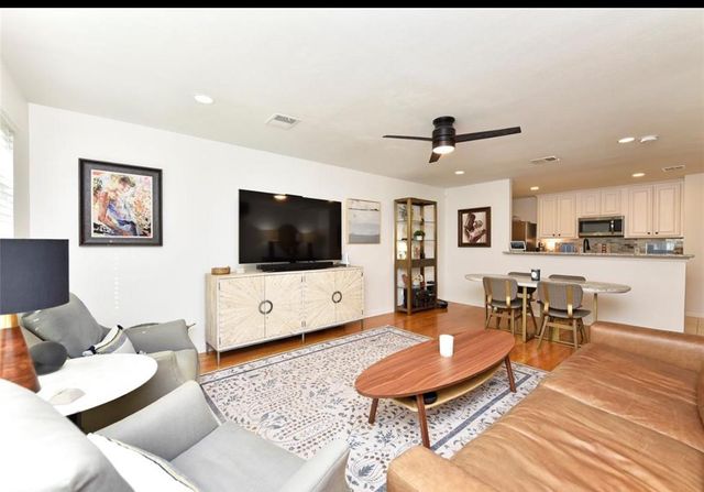2007 Bailey Street, Houston, TX 77006