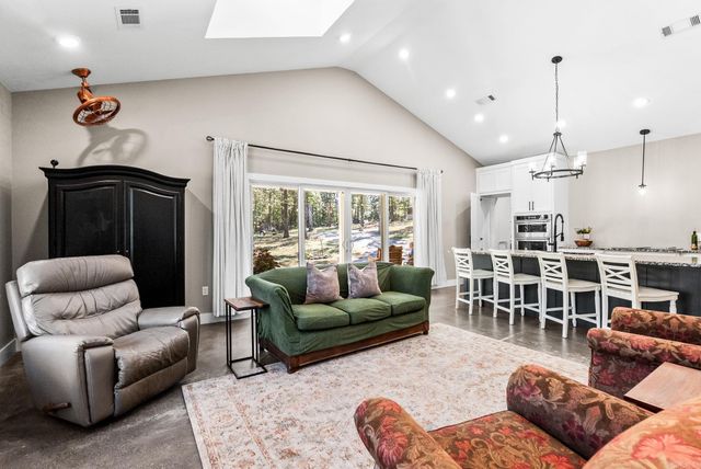 5 E Cadron Ridge Road, Greenbrier, AR 72058