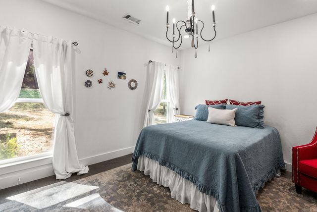 5 E Cadron Ridge Road, Greenbrier, AR 72058