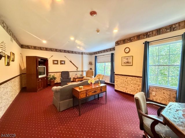 1302 Richmond Rd 302, West Milford Twp., NJ 07480