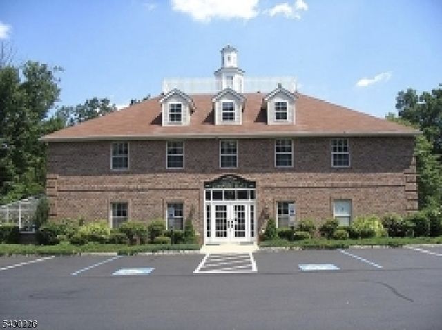 1302 Richmond Rd 302, West Milford Twp., NJ 07480