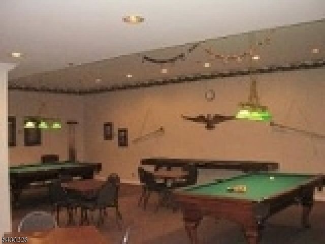 1302 Richmond Rd 302, West Milford Twp., NJ 07480
