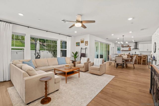 3012 Starry Night Dr, Escondido, CA 92029