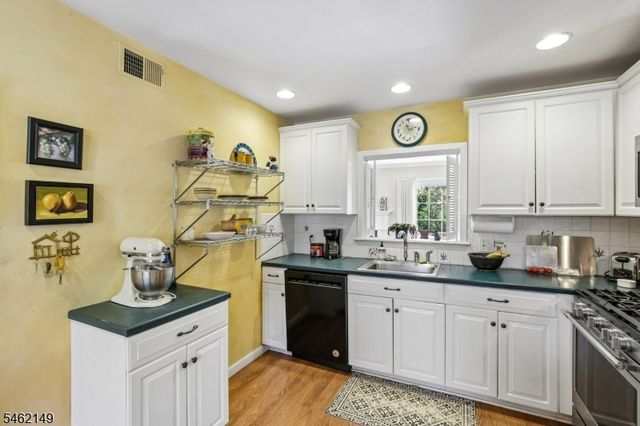138 Leonardo Dr, West Orange Twp., NJ 07052