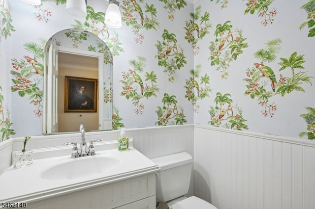 138 Leonardo Dr, West Orange Twp., NJ 07052