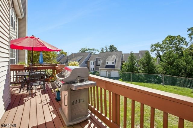 138 Leonardo Dr, West Orange Twp., NJ 07052