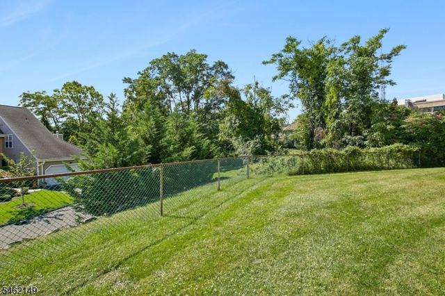 138 Leonardo Dr, West Orange Twp., NJ 07052