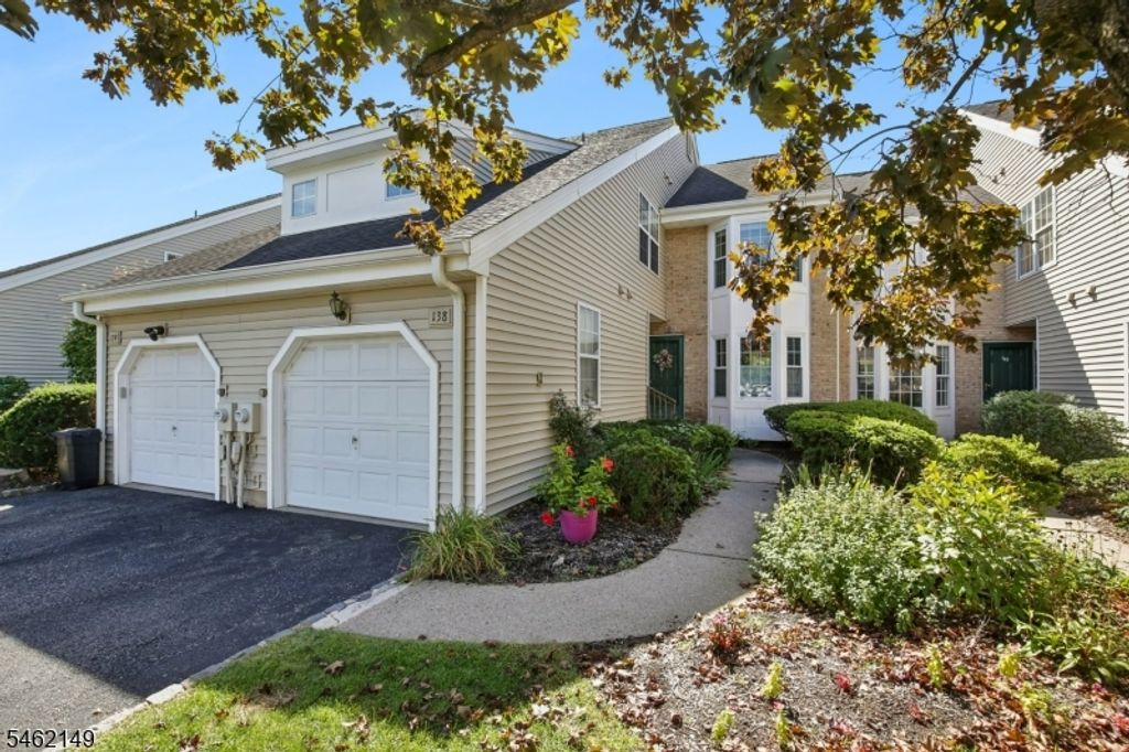 138 Leonardo Dr, West Orange Twp., NJ 07052