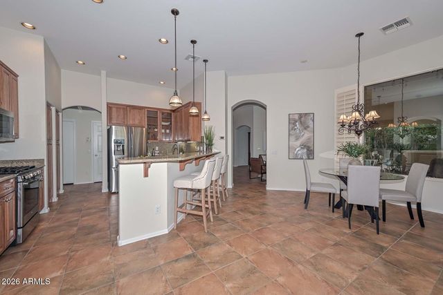 16081 W PICCADILLY Road, Goodyear, AZ 85395