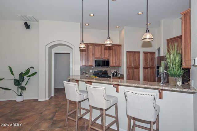 16081 W PICCADILLY Road, Goodyear, AZ 85395