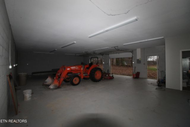 132 Walton Way, Maryville, TN 37801