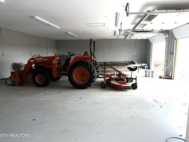 132 Walton Way, Maryville, TN 37801