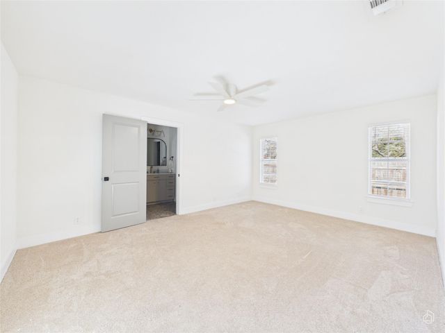 9400 Longvale DR, Austin, TX 78729