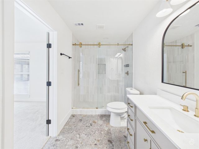 9400 Longvale DR, Austin, TX 78729