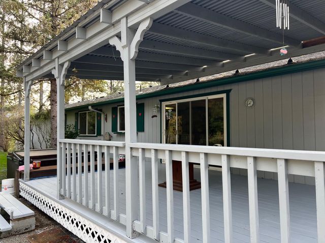 1284 Jaynes Drive, Grants Pass, OR 97527