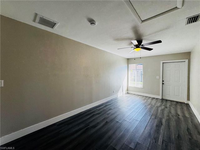 4107 SE 18th PL # A, Cape Coral, FL 33904