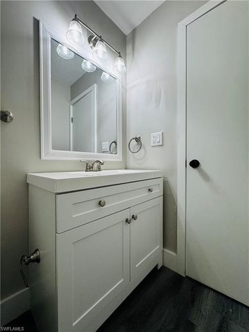 4107 SE 18th PL # A, Cape Coral, FL 33904