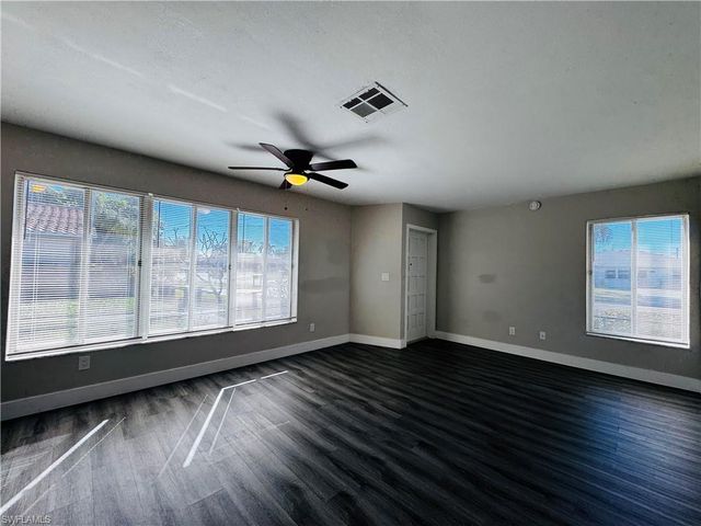 4107 SE 18th PL # A, Cape Coral, FL 33904