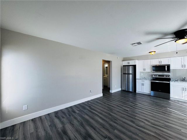 4107 SE 18th PL # A, Cape Coral, FL 33904