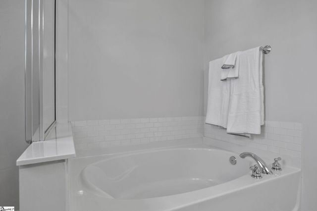 223 Cedar Crossing Lane, Greenville, SC 29615