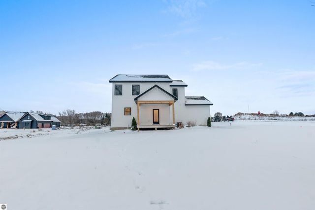 1200 Magnolia Drive, Traverse City, MI 49696