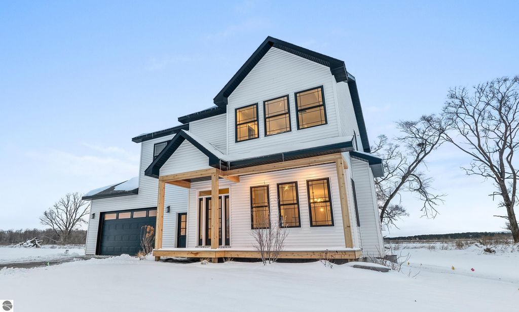 1200 Magnolia Drive, Traverse City, MI 49696