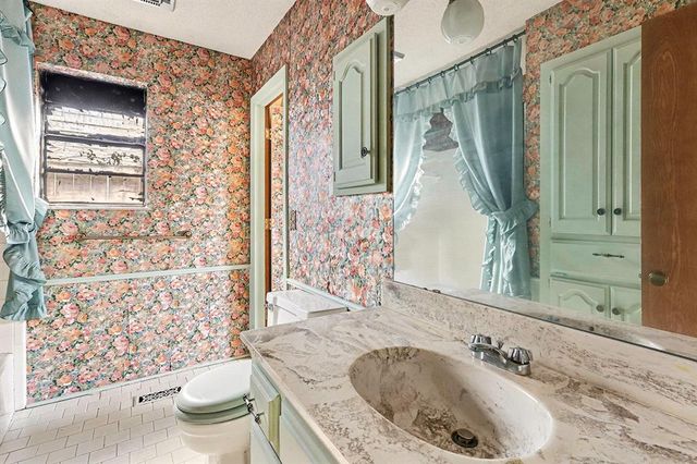 2529 NW 58th Street, Oklahoma City, OK 73112