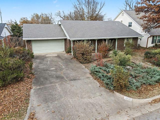 2529 NW 58th Street, Oklahoma City, OK 73112