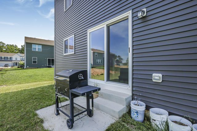 224 Leatherleaf Way, Pataskala, OH 43062