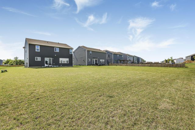 224 Leatherleaf Way, Pataskala, OH 43062