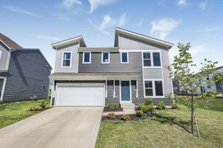 224 Leatherleaf Way, Pataskala, OH 43062
