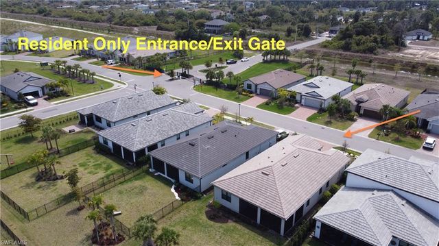 3776 Passion Vine DR 1, Alva, FL 33920