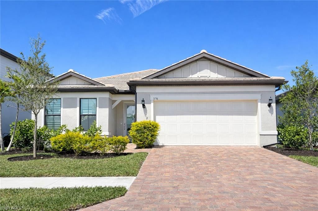3776 Passion Vine DR 1, Alva, FL 33920