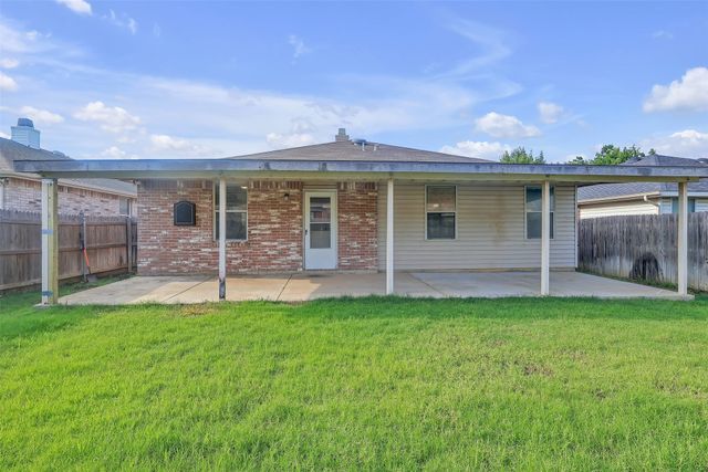 4001 Country Lane, Fort Worth, TX 76123