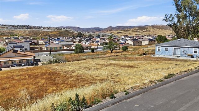0 Swan, Lake Elsinore, CA 92530
