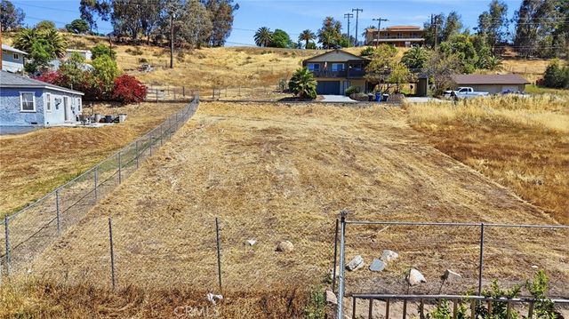 0 Swan, Lake Elsinore, CA 92530