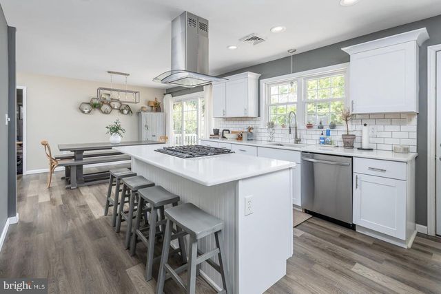 34 GLEN ECHO AVE, Swedesboro, NJ 08085