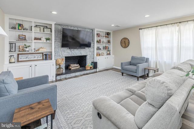 34 GLEN ECHO AVE, Swedesboro, NJ 08085