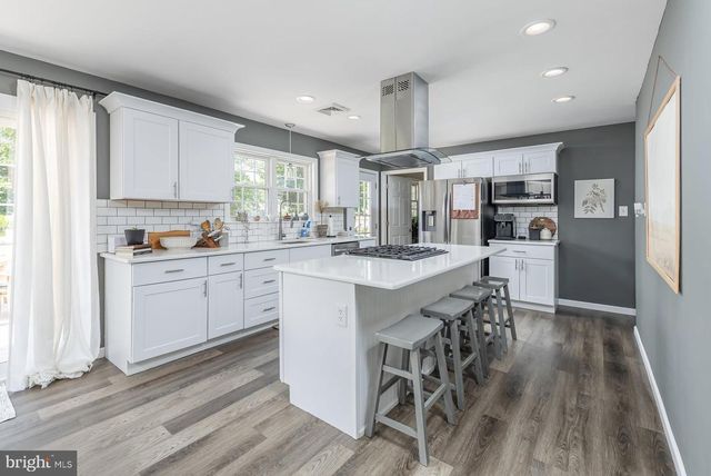 34 GLEN ECHO AVE, Swedesboro, NJ 08085
