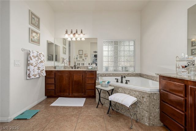 5290 Strankman Avenue, Las Vegas, NV 89131