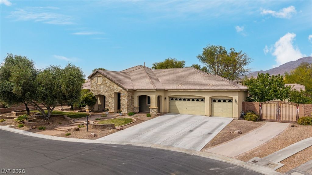 5290 Strankman Avenue, Las Vegas, NV 89131