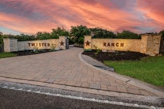 7225 B W RM 243 RD, Bertram, TX 78605